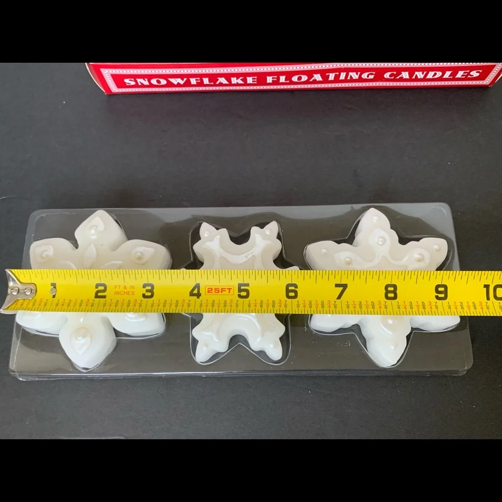 Vintage NWT Williams Sonoma Floating Candle Set of 3 Snowflakes White Silver